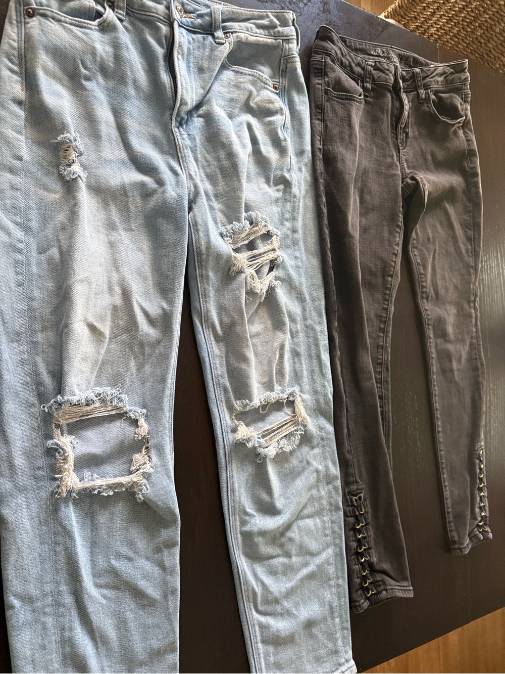 American Eagle Women’s Jeans Size 4 Lot of 2 Mom Straight & Jegging Ankle Bundle